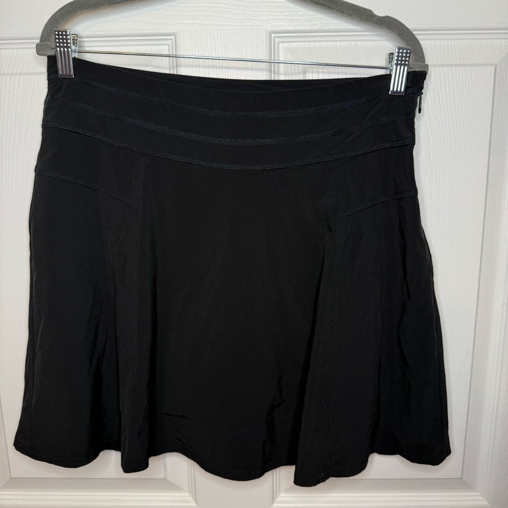 Athleta Black All Day Skort Jupe Short All Day Zipper Pocket on Waist Size 8 GUC